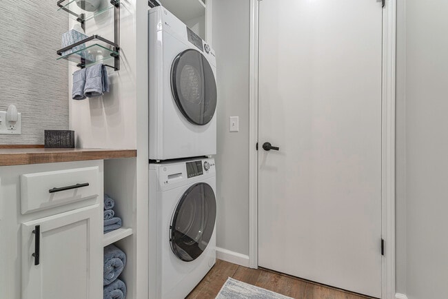 Building Photo - 2506 J Maddy Pky