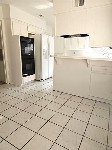 Building Photo - 7603 Dentcrest Dr