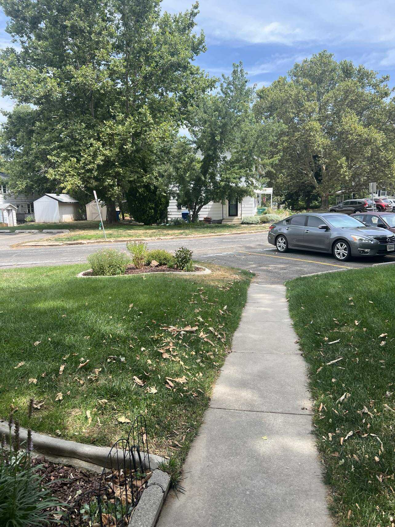 Building Photo - 3895 Quincy Ave