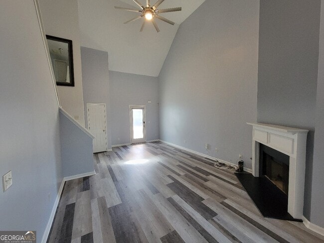 Building Photo - 175 Stillwood Dr