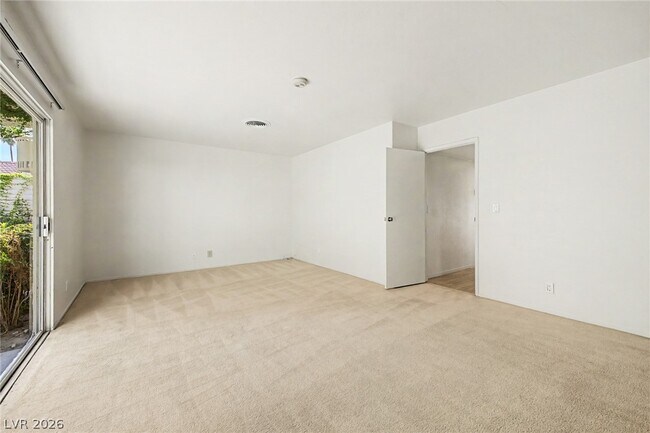Building Photo - 3159 Bel Air Dr