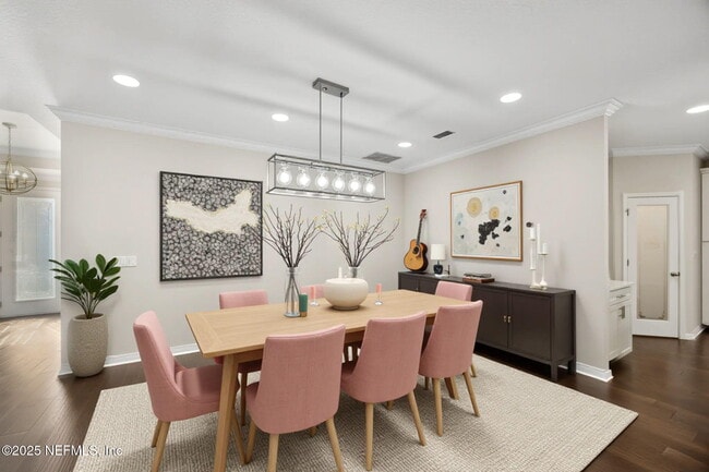 Building Photo - 2719 Chapman Oak Dr