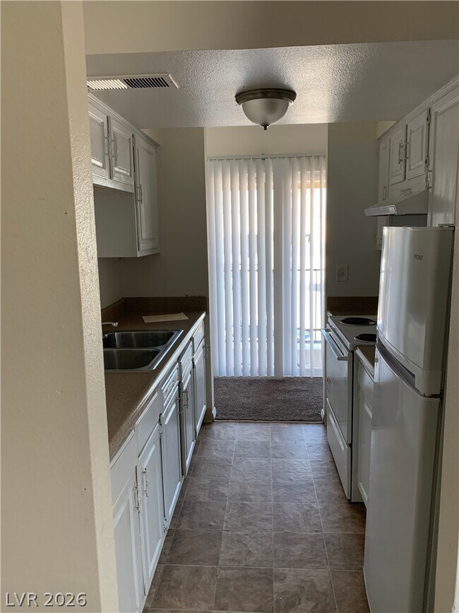 Building Photo - 3616 Kolendo Ct