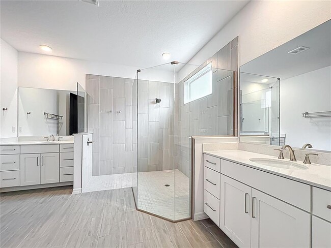 Building Photo - 7067 SW 60th Ln