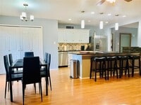 Building Photo - 5661 Phelps St