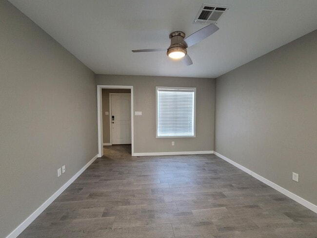 Building Photo - 9635 36th Ln