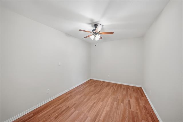 Building Photo - 922 Shady Creek Ln