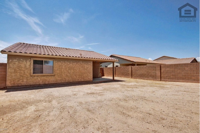 Building Photo - 7407 S Sunrise Way