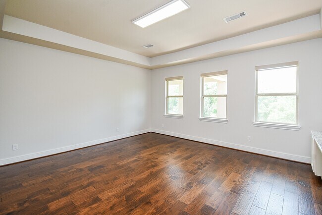 Building Photo - 5450 Pudman River Ln