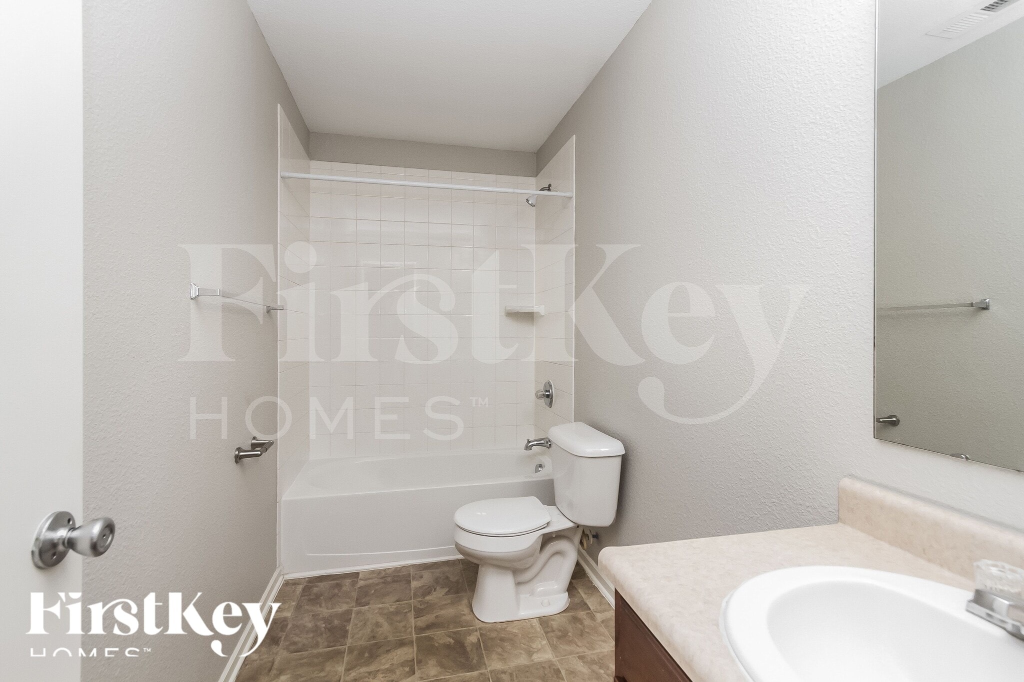 Building Photo - 11325 Arches Dr