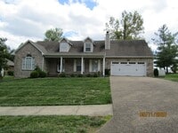 Building Photo - 802 Greenview Cir