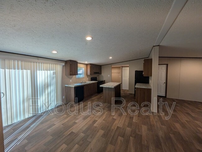 Building Photo - 20 Gibbs Rd