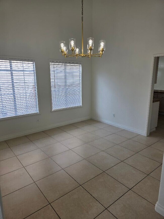 Building Photo - Newly Renovated Temecula 3 Bedroom Home!