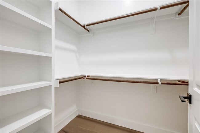 Building Photo - 1809 Pasadena Dr