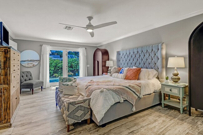 Building Photo - 1081 Hollygate Ln