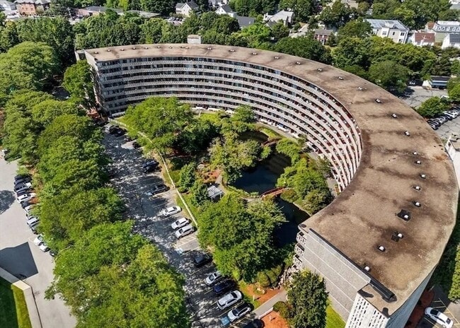 Building Photo - 200 Swanton St