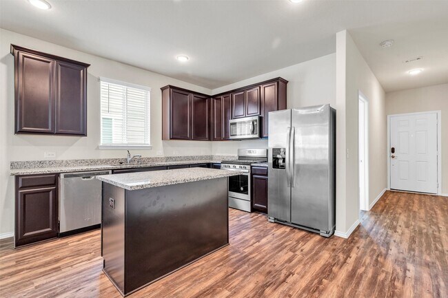 Building Photo - 5823 Buckner Creek Ct