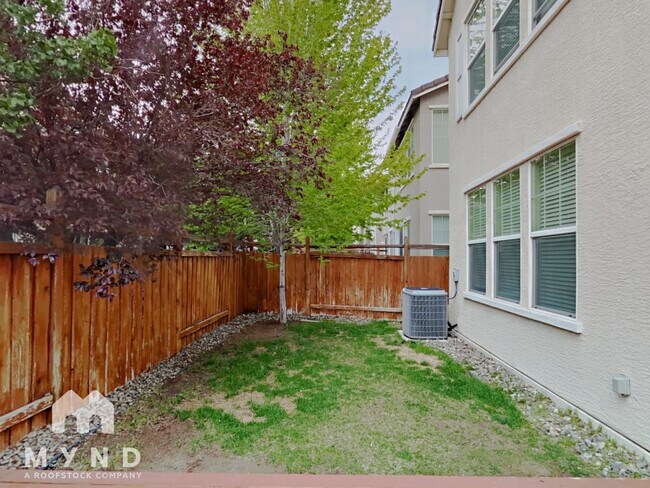 Building Photo - 6627 Sportoletti Dr