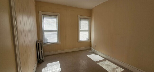 Building Photo - Spacious Gorgeous Cambridgeport 4 Bed! Ava...
