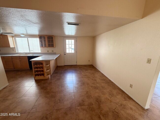 Building Photo - 2526 N 87th Way