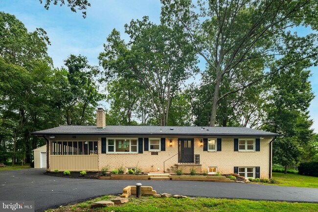 Building Photo - 16480 Ed Warfield Rd