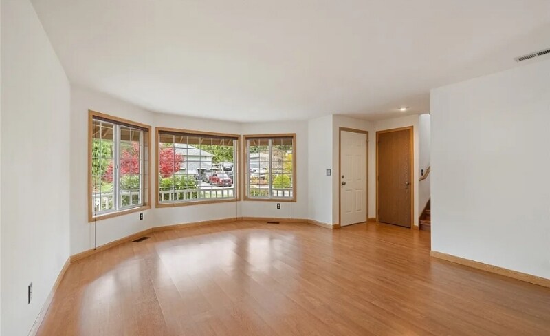 Building Photo - 5708 204th St Ct E