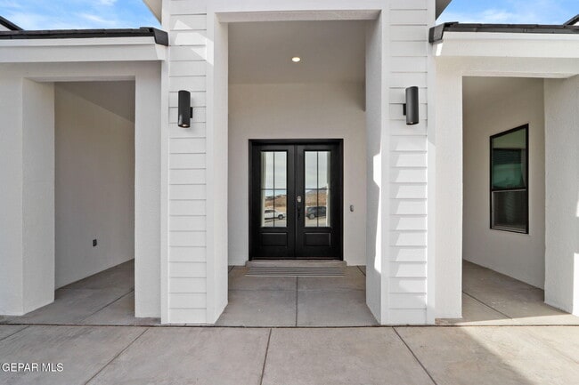 Building Photo - 7373 Cimarron Rim Dr