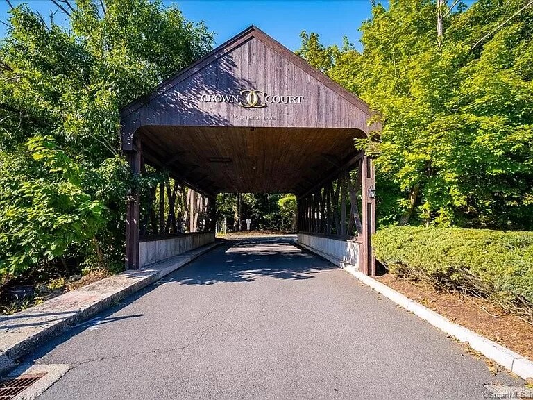 Building Photo - 34 Padanaram Rd