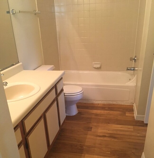 Building Photo - METROWEST: Popular Tradewinds Community!