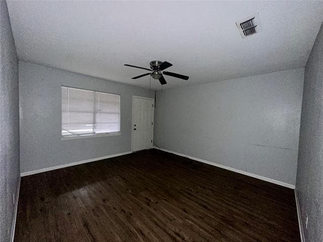 Building Photo - 7809 Woodfield Dr
