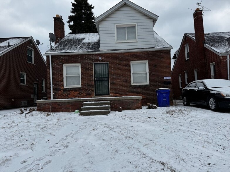 Building Photo - 11092 Engleside St