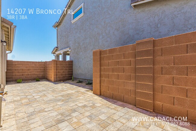 Building Photo - 14207 W Bronco Trl