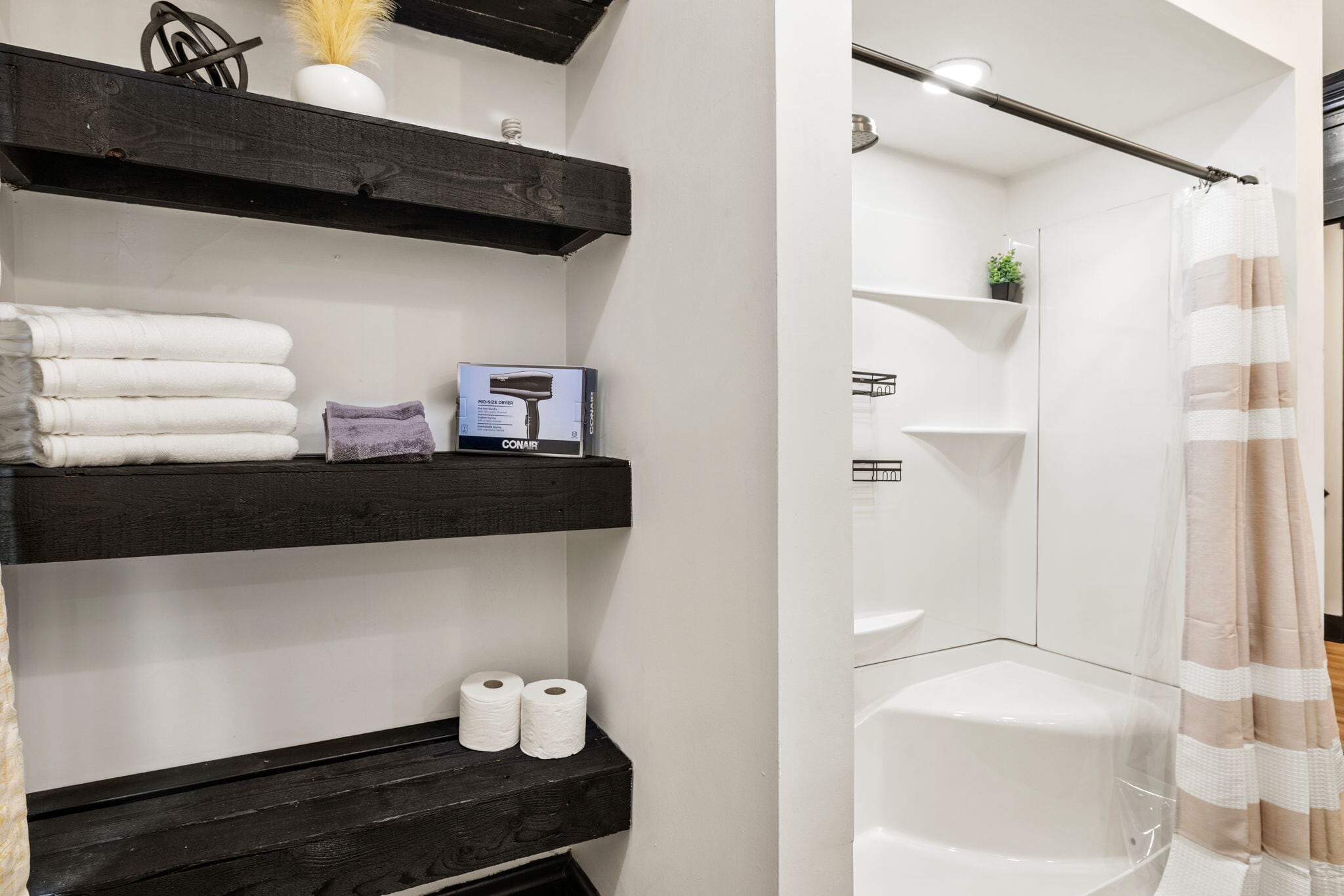 2nd Floor Bathroom (Main Bathroom), Towels, Hair Dryer, and toiletries - 10 Carrie St