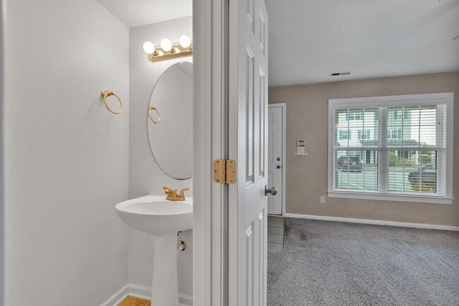 Building Photo - Affordable two bedroom townhome available ...