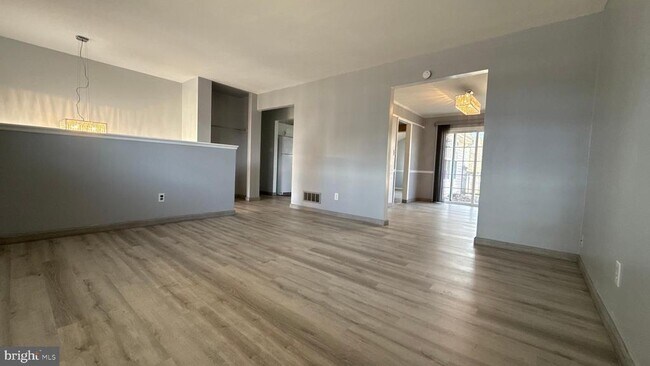 Building Photo - 297 Kesselring Ave