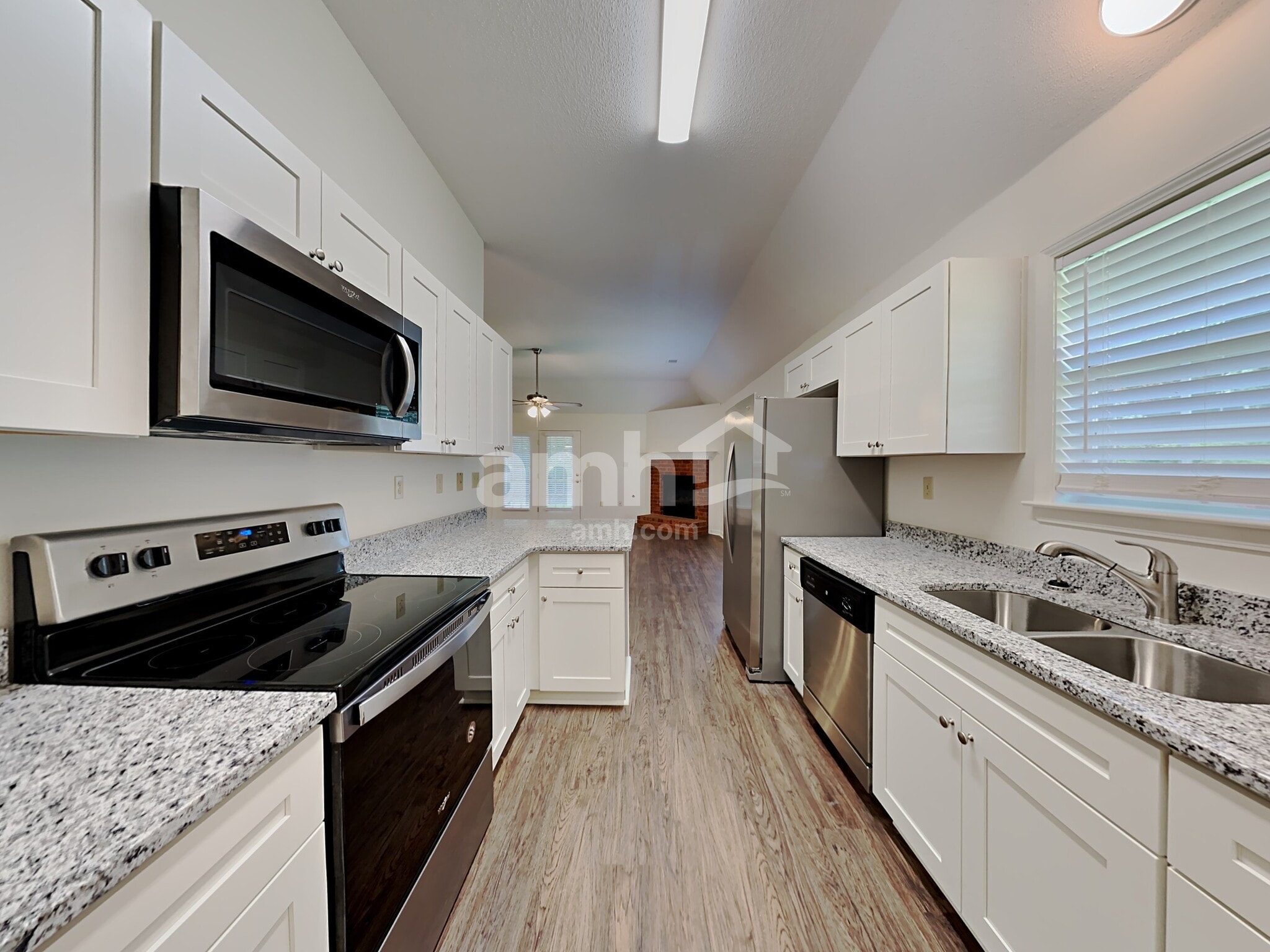 Building Photo - 4343 Shiney Point Cv