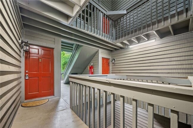 Building Photo - 113 Tuxworth Cir