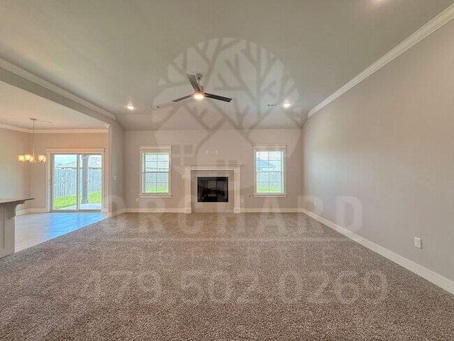 Building Photo - Tontitown- Single-Family Home- Stunning Applewood Plan