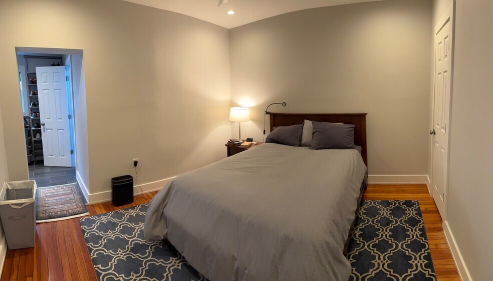 Building Photo - 1414 Quincy St NW