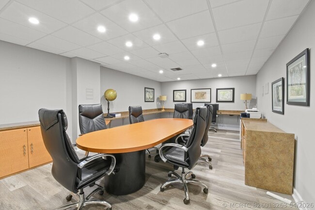 Building Photo - 3546 S Ocean Blvd