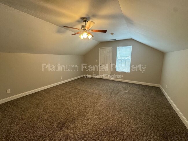 Building Photo - 2793 Oakvale Falls Dr