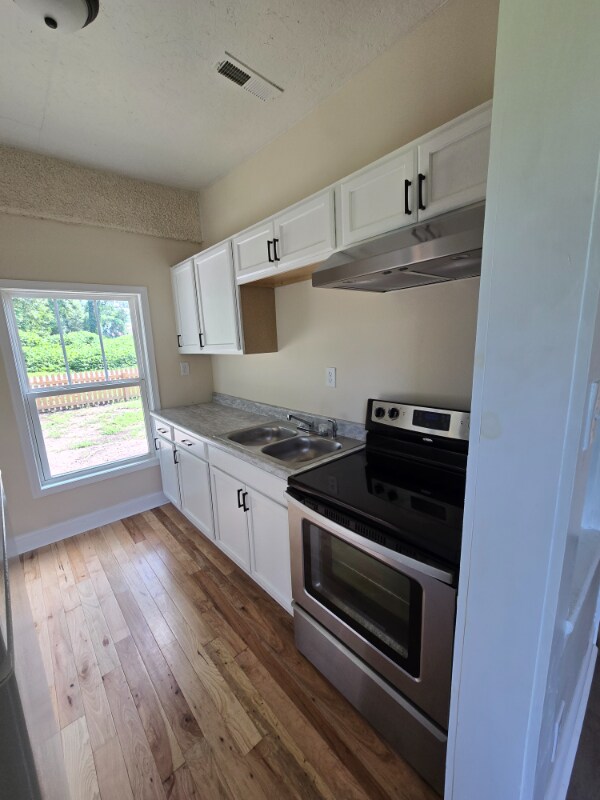 Building Photo - 2513 Haden Ave