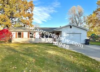 Building Photo - 3 Bedroom House