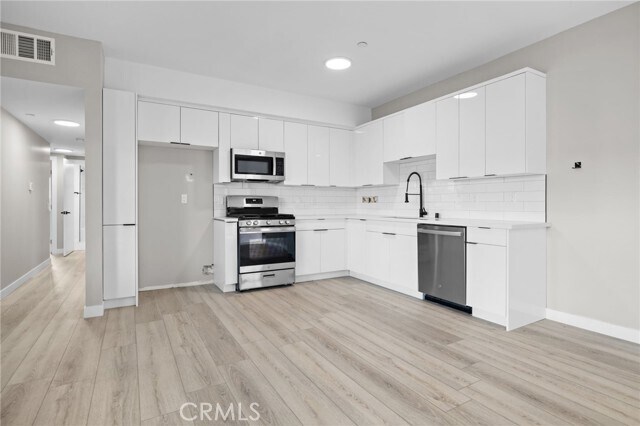 Building Photo - 12714 S Figueroa St