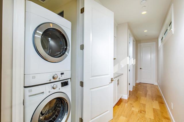 Building Photo - 365 H Ave