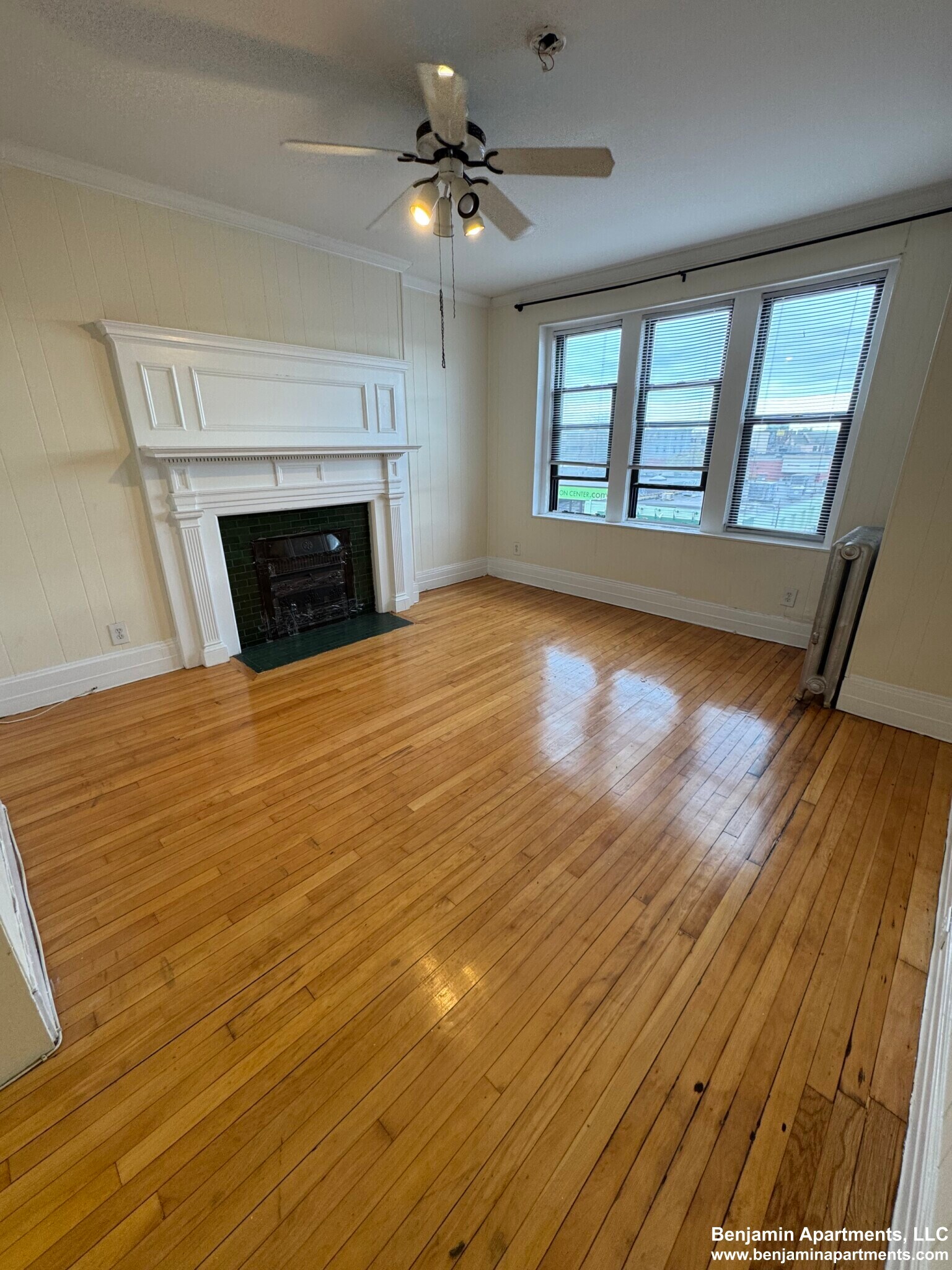 Building Photo - 431 Cambridge St