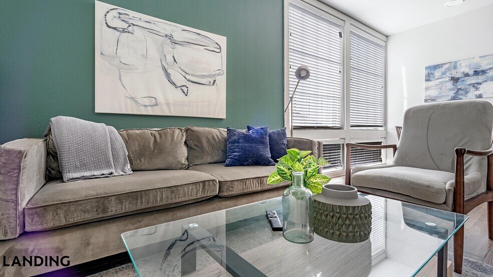 Building Photo - 20915 Wilderness Oak