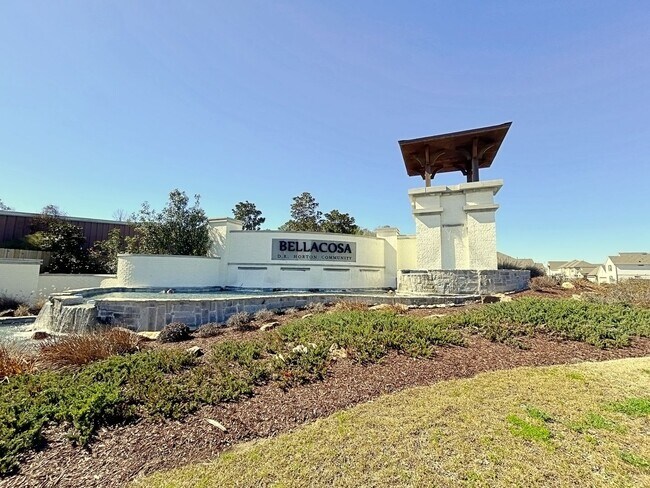 Building Photo - 13968 Malbec Ave