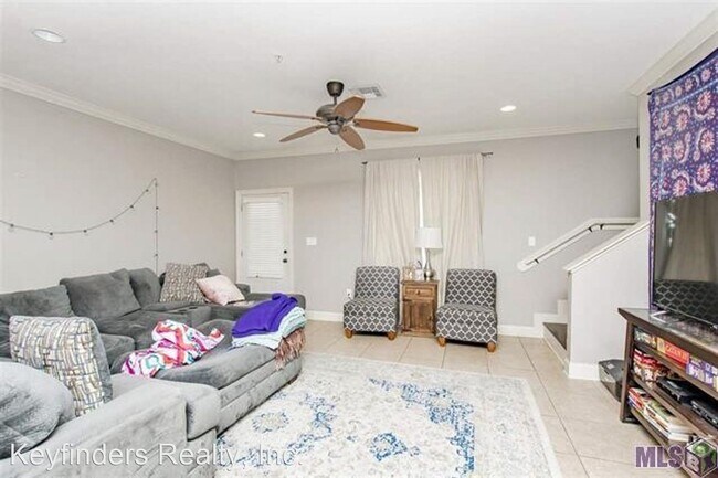 Building Photo - 3 br, 2 bath House - 1502 Harwich Dr., Unit C