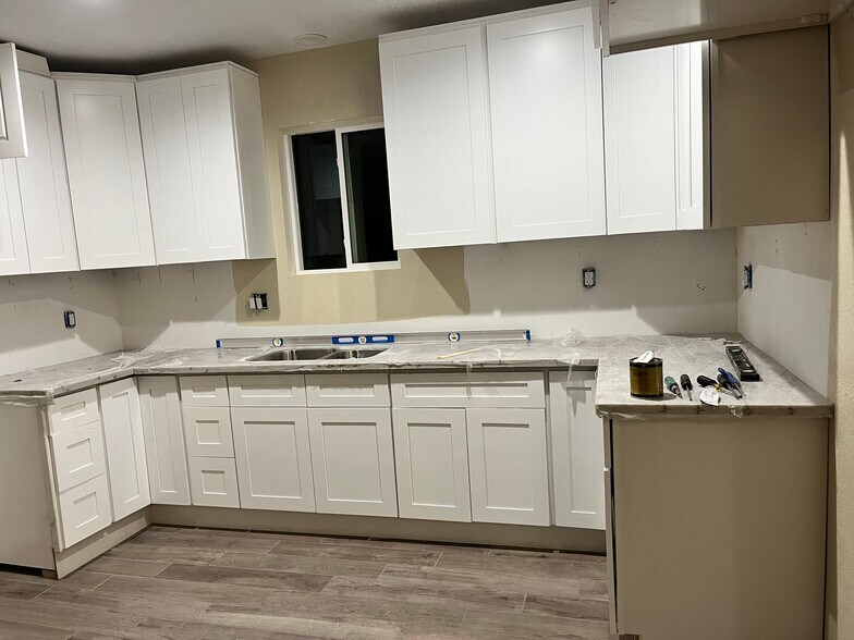 Building Photo - 2525 N Sierra Way